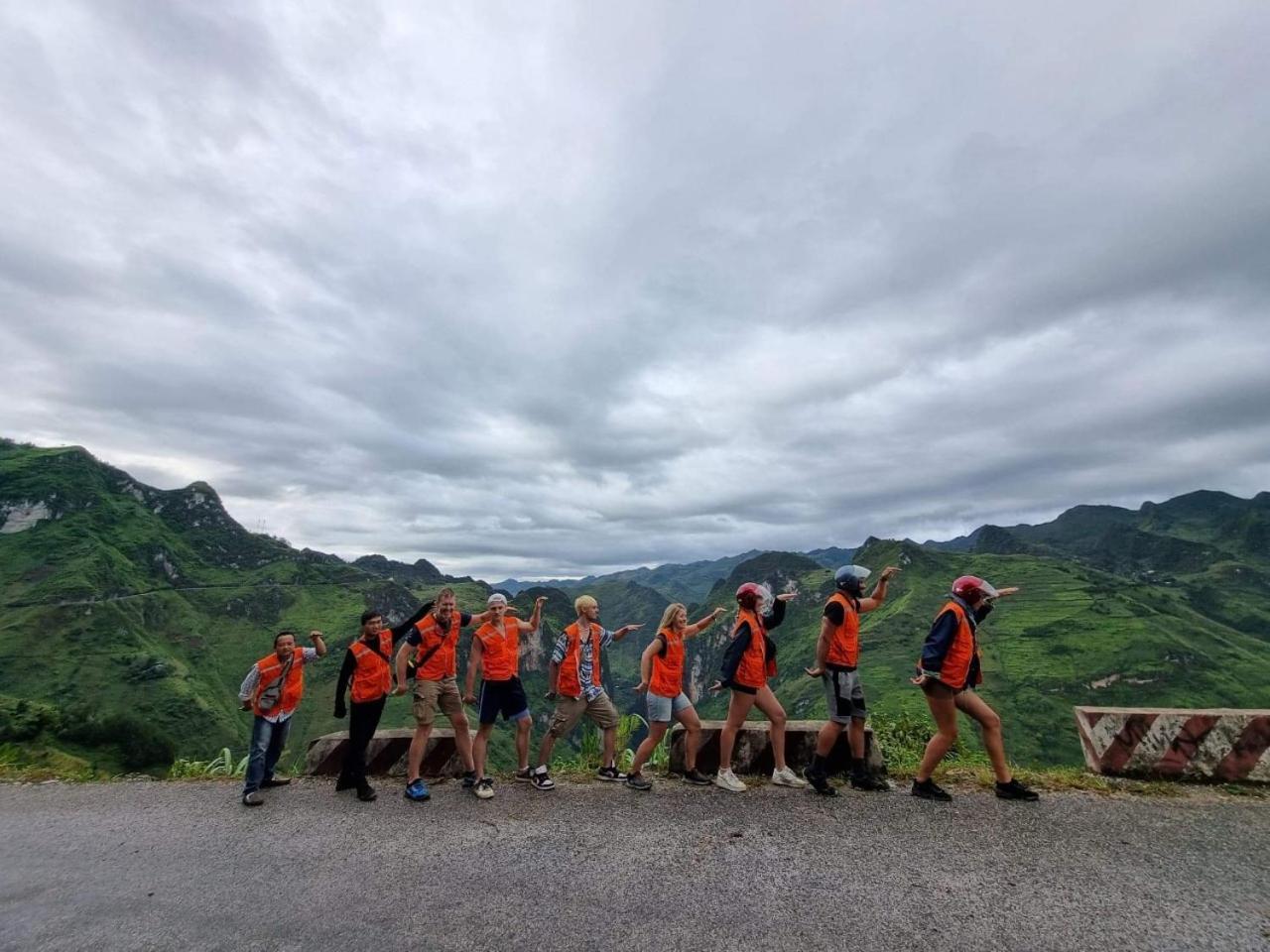 Ha Giang City Hostel מראה חיצוני תמונה